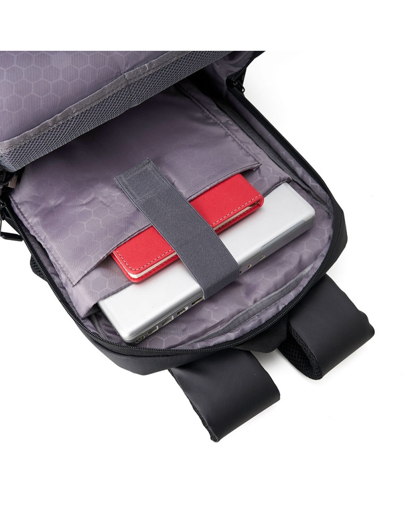 Mochila Couro Sintético USB 20 Litros