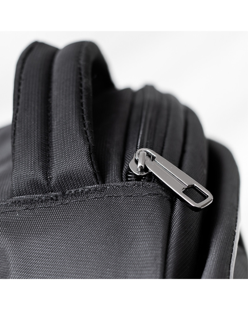 Mochila de Nylon com Rodinhas